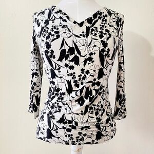 Weekend Maxmara Black & White Floral Top 3/4 Sleeves